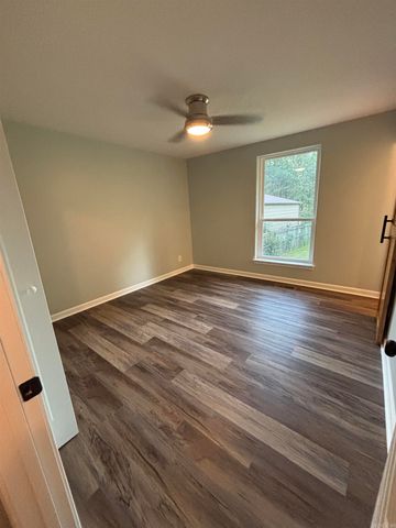 8919 McKim Drive, Mabelvale, AR 72103