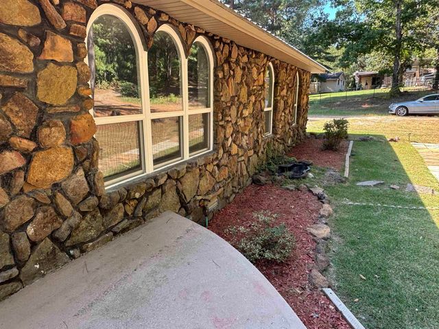 8919 McKim Drive, Mabelvale, AR 72103