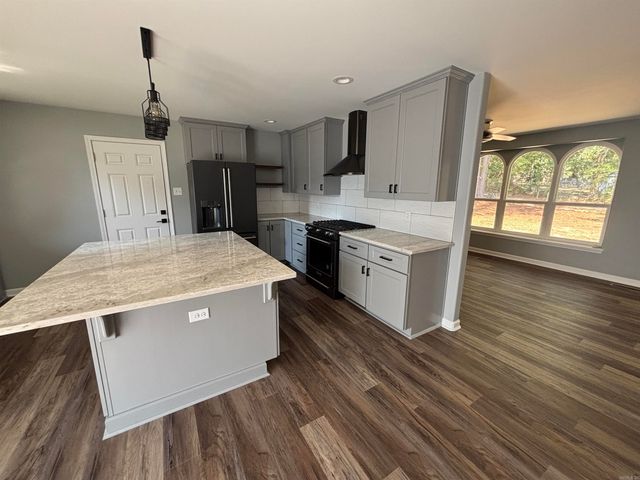 8919 McKim Drive, Mabelvale, AR 72103