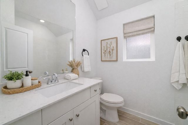 6215 Twisted Knoll Court, Magnolia, TX 77354