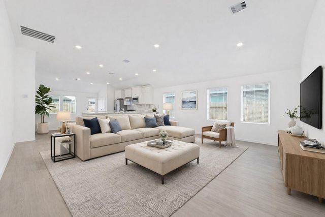 6215 Twisted Knoll Court, Magnolia, TX 77354