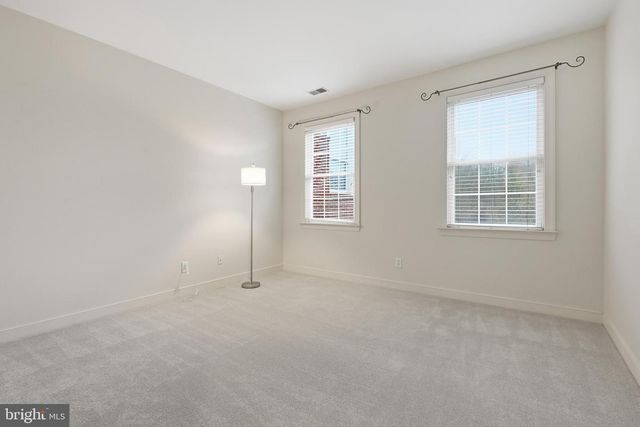 653 MILLRACE LN, Rockland, DE 19732