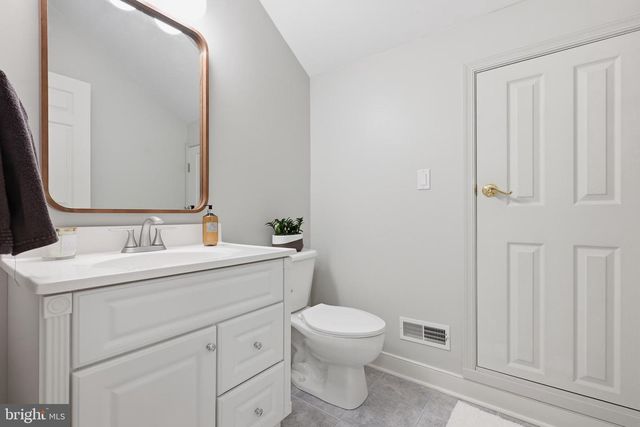 653 MILLRACE LN, Rockland, DE 19732