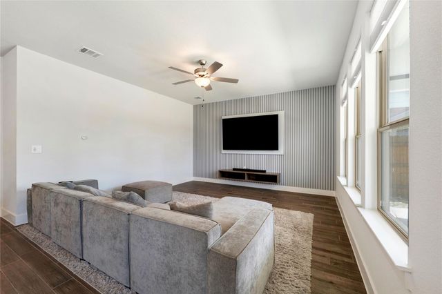 8609 Cottage Rose DR, Austin, TX 78744