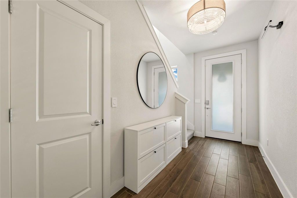 8609 Cottage Rose DR, Austin, TX 78744