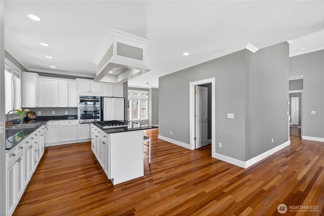 2017 Piper Circle, Anacortes, WA 98221