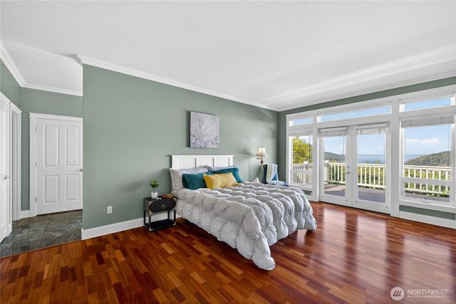2017 Piper Circle, Anacortes, WA 98221