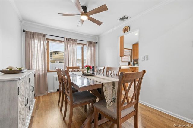 340 N Boston Avenue, Massapequa, NY 11758