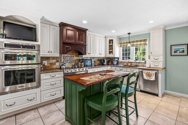207 Loudville Road, Easthampton, MA 01027