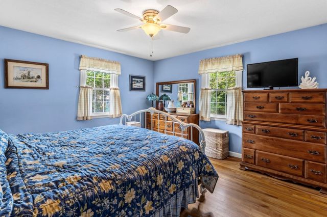 207 Loudville Road, Easthampton, MA 01027