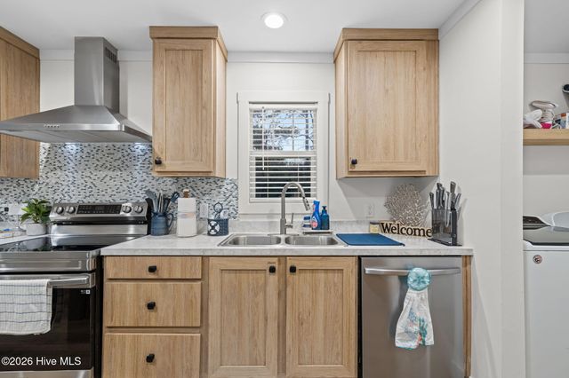 801 Lola Road, Cedar Island, NC 28520