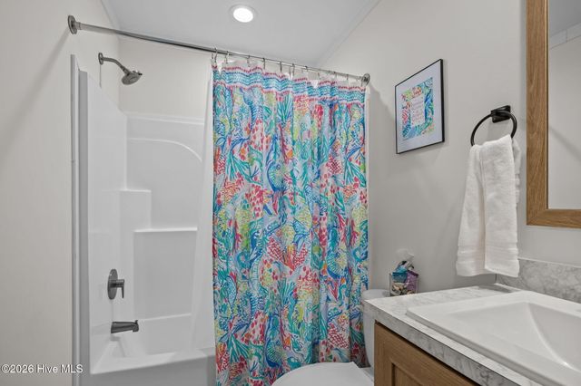 801 Lola Road, Cedar Island, NC 28520