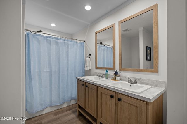 801 Lola Road, Cedar Island, NC 28520