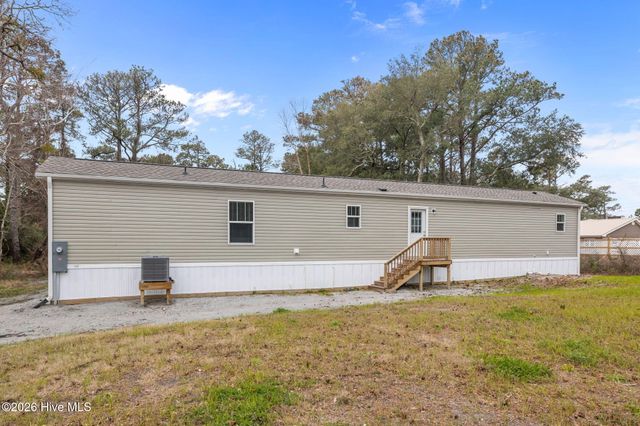 801 Lola Road, Cedar Island, NC 28520