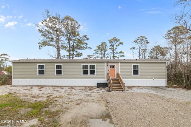 801 Lola Road, Cedar Island, NC 28520