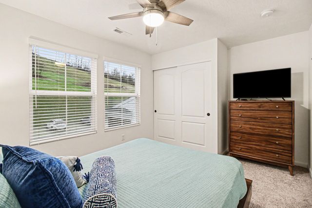 4630 Bentwood Hills Drive, 3-302, Wilder, KY 41071