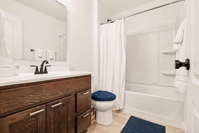 4630 Bentwood Hills Drive, 3-302, Wilder, KY 41071