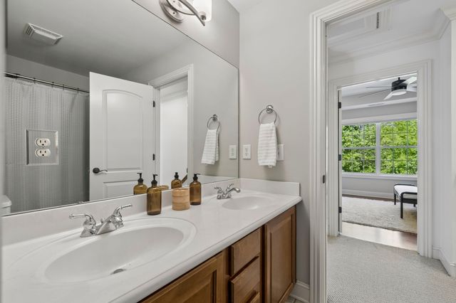 911 Bluff Rd, Brentwood, TN 37027