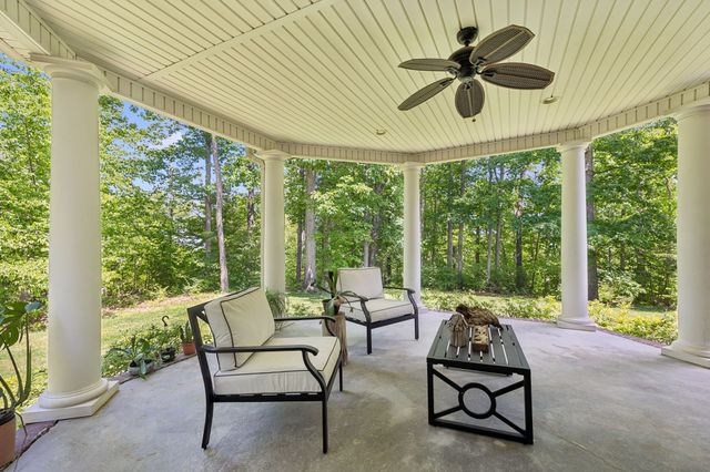 911 Bluff Rd, Brentwood, TN 37027
