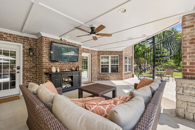911 Bluff Rd, Brentwood, TN 37027