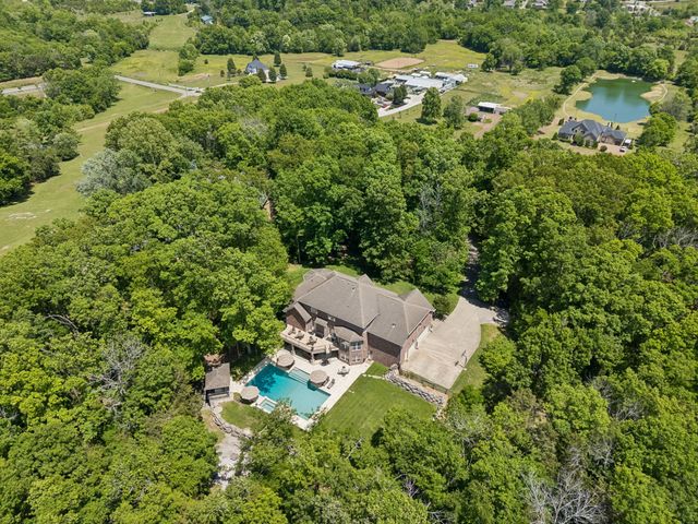911 Bluff Rd, Brentwood, TN 37027