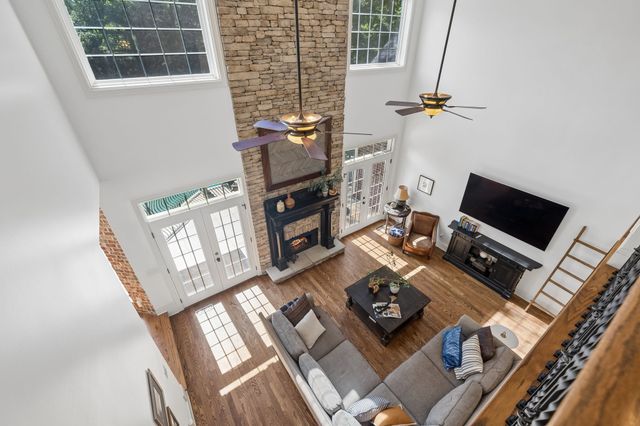 911 Bluff Rd, Brentwood, TN 37027