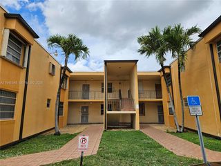 8990 SW 24th St 228, Miami, FL 33165