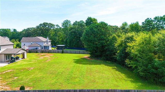 205 Vandalay Way, Locust Grove, GA 30248