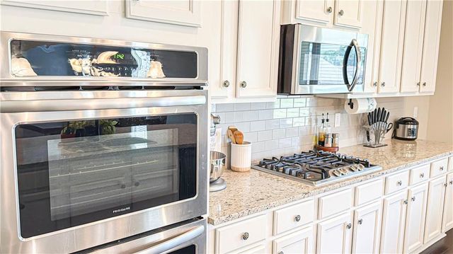 205 Vandalay Way, Locust Grove, GA 30248