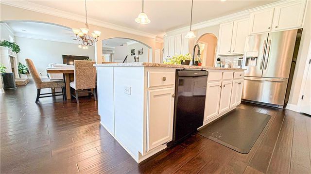 205 Vandalay Way, Locust Grove, GA 30248