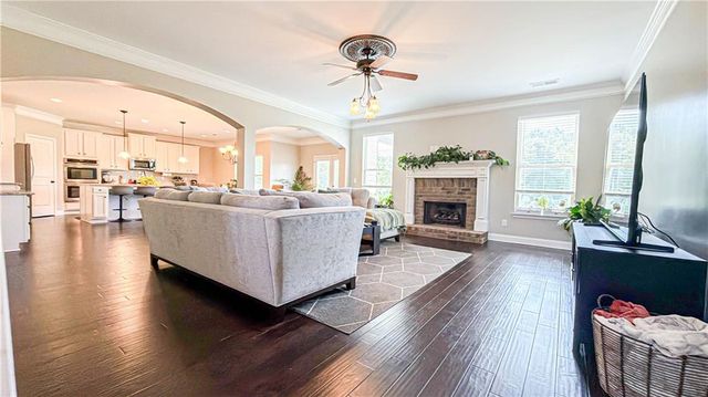 205 Vandalay Way, Locust Grove, GA 30248