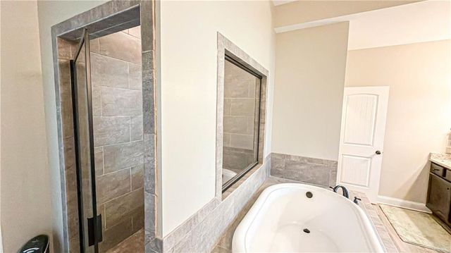 205 Vandalay Way, Locust Grove, GA 30248