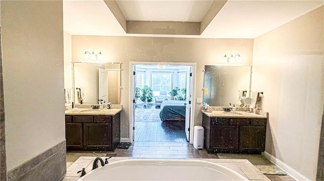 205 Vandalay Way, Locust Grove, GA 30248