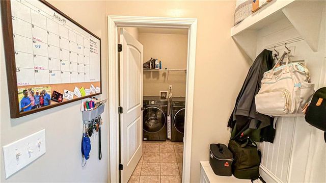 205 Vandalay Way, Locust Grove, GA 30248