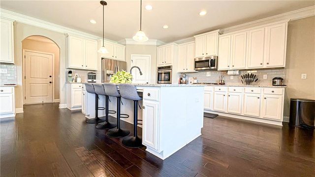 205 Vandalay Way, Locust Grove, GA 30248