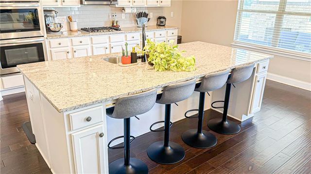 205 Vandalay Way, Locust Grove, GA 30248