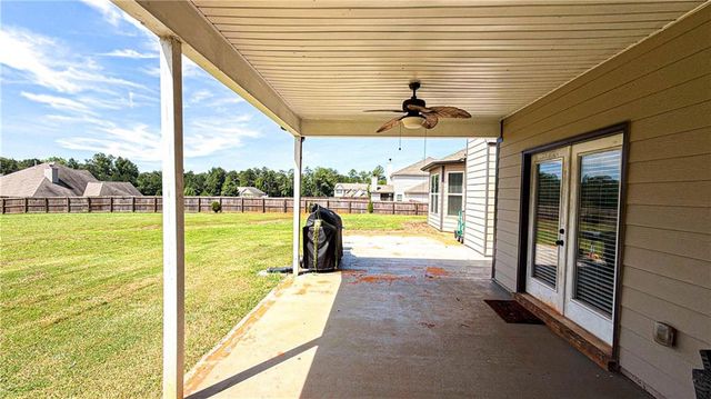 205 Vandalay Way, Locust Grove, GA 30248