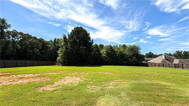 205 Vandalay Way, Locust Grove, GA 30248