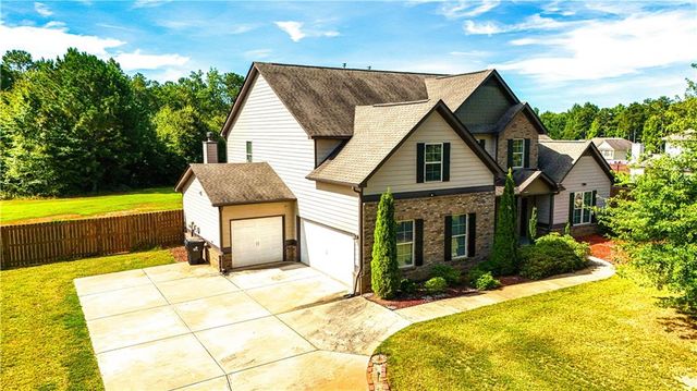 205 Vandalay Way, Locust Grove, GA 30248