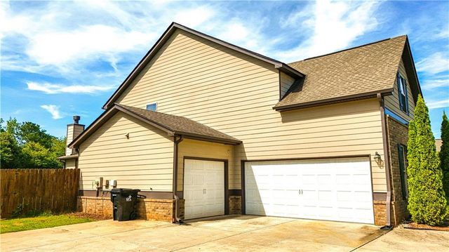 205 Vandalay Way, Locust Grove, GA 30248