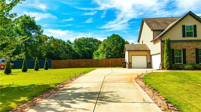 205 Vandalay Way, Locust Grove, GA 30248