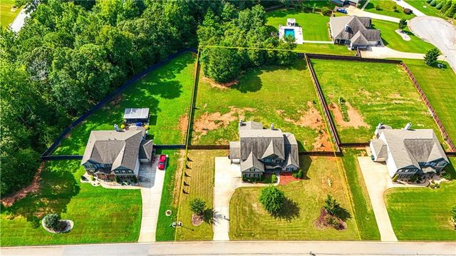 205 Vandalay Way, Locust Grove, GA 30248