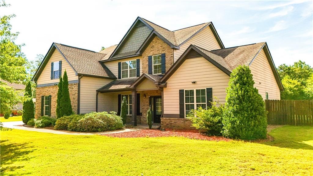 205 Vandalay Way, Locust Grove, GA 30248