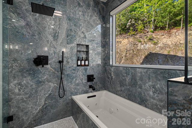 96 Crystal Lake Drive, Hendersonville, NC 28739