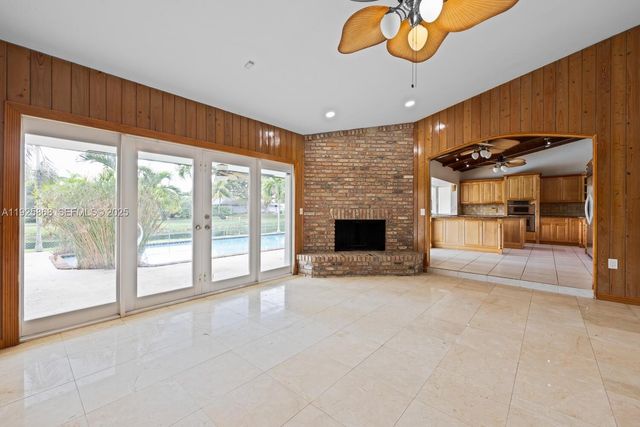 7860 SW 173rd Ter, Palmetto Bay, FL 33157