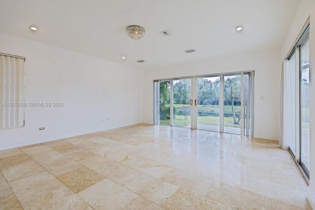 7860 SW 173rd Ter, Palmetto Bay, FL 33157