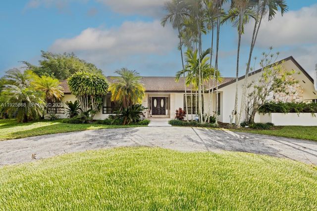 7860 SW 173rd Ter, Palmetto Bay, FL 33157