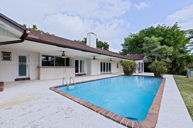 7860 SW 173rd Ter, Palmetto Bay, FL 33157