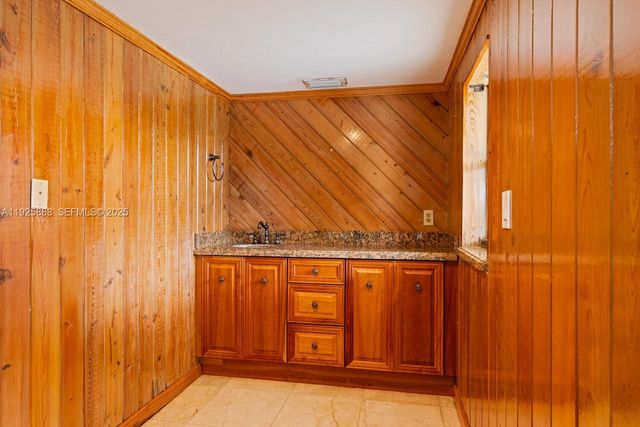 7860 SW 173rd Ter, Palmetto Bay, FL 33157