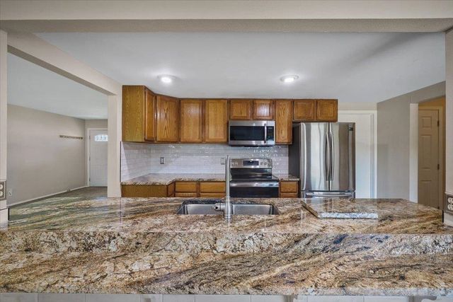 9522 E Valleyway Ave, Spokane Valley, WA 99206